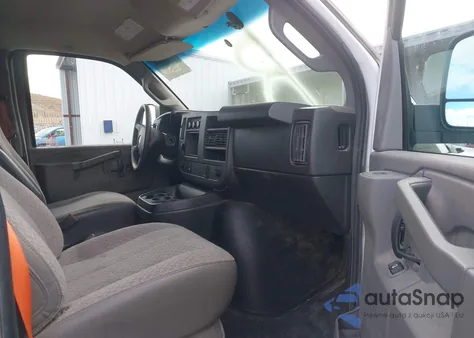 2019 Chevrolet Express 2500 Work Van из США, поврежденный, VIN 1GCWGAF11K1228565